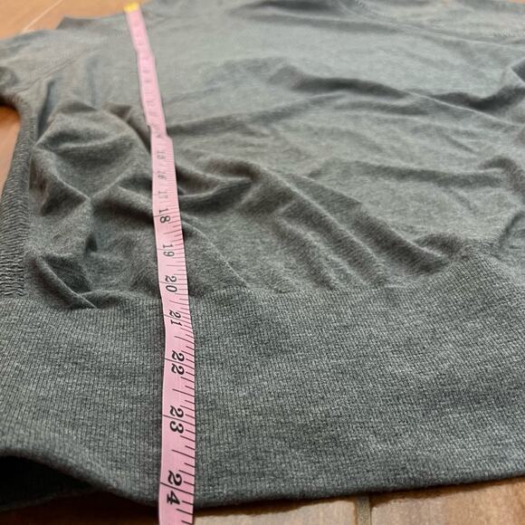Fabletics Anna Seamless Long Sleeve Hoodie Fitted Athleisure Shirt Grey Large - Picture 12 of 13